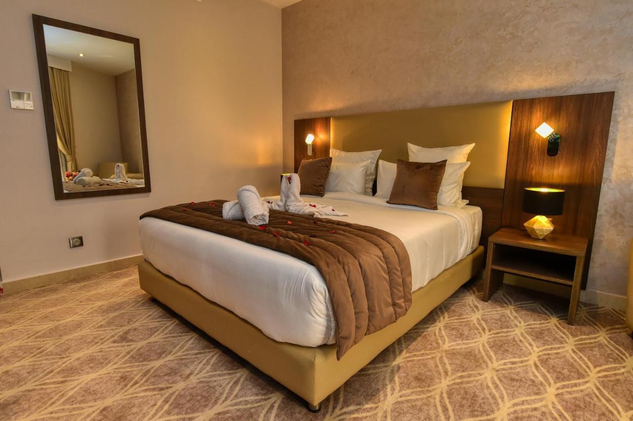 Mf Hotel Oran Bir El Djir Kültér fotó
