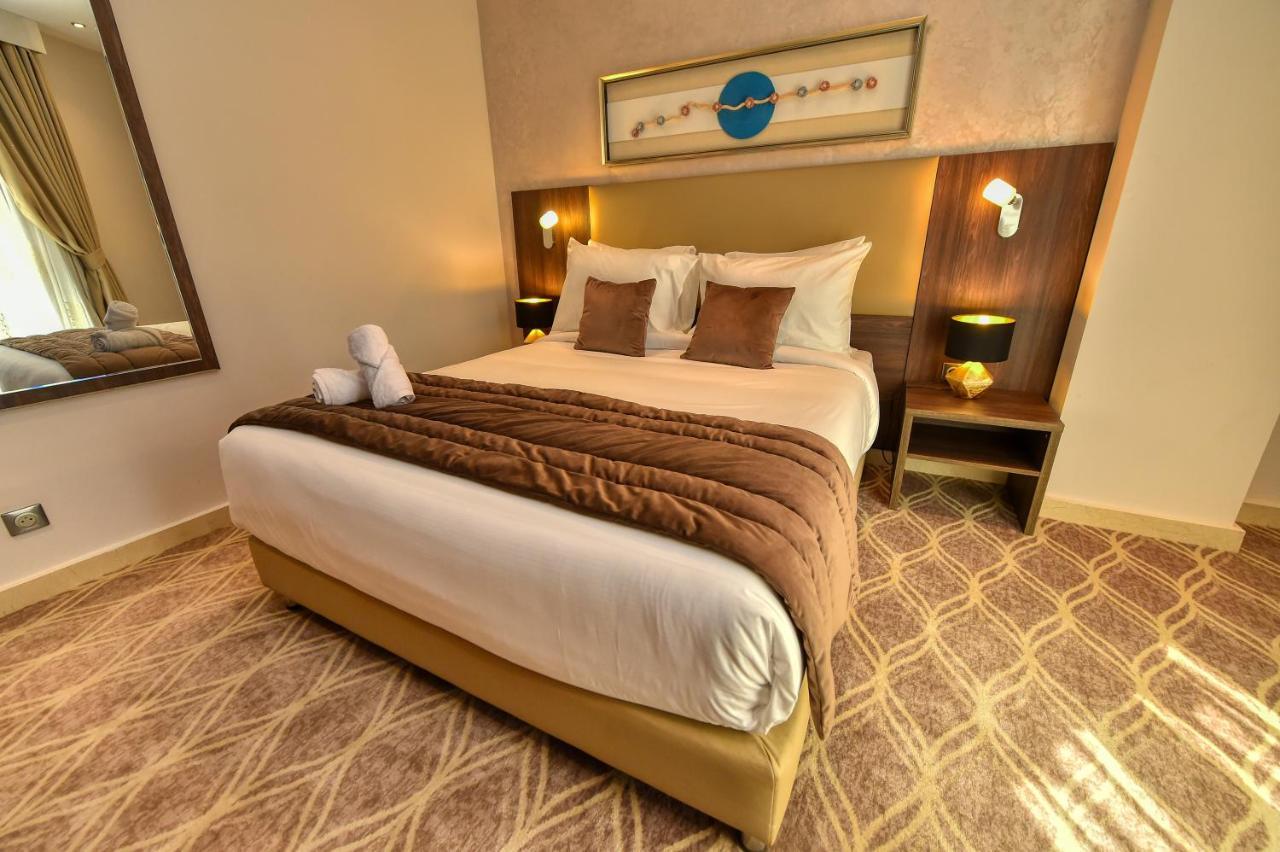 Mf Hotel Oran Bir El Djir Kültér fotó