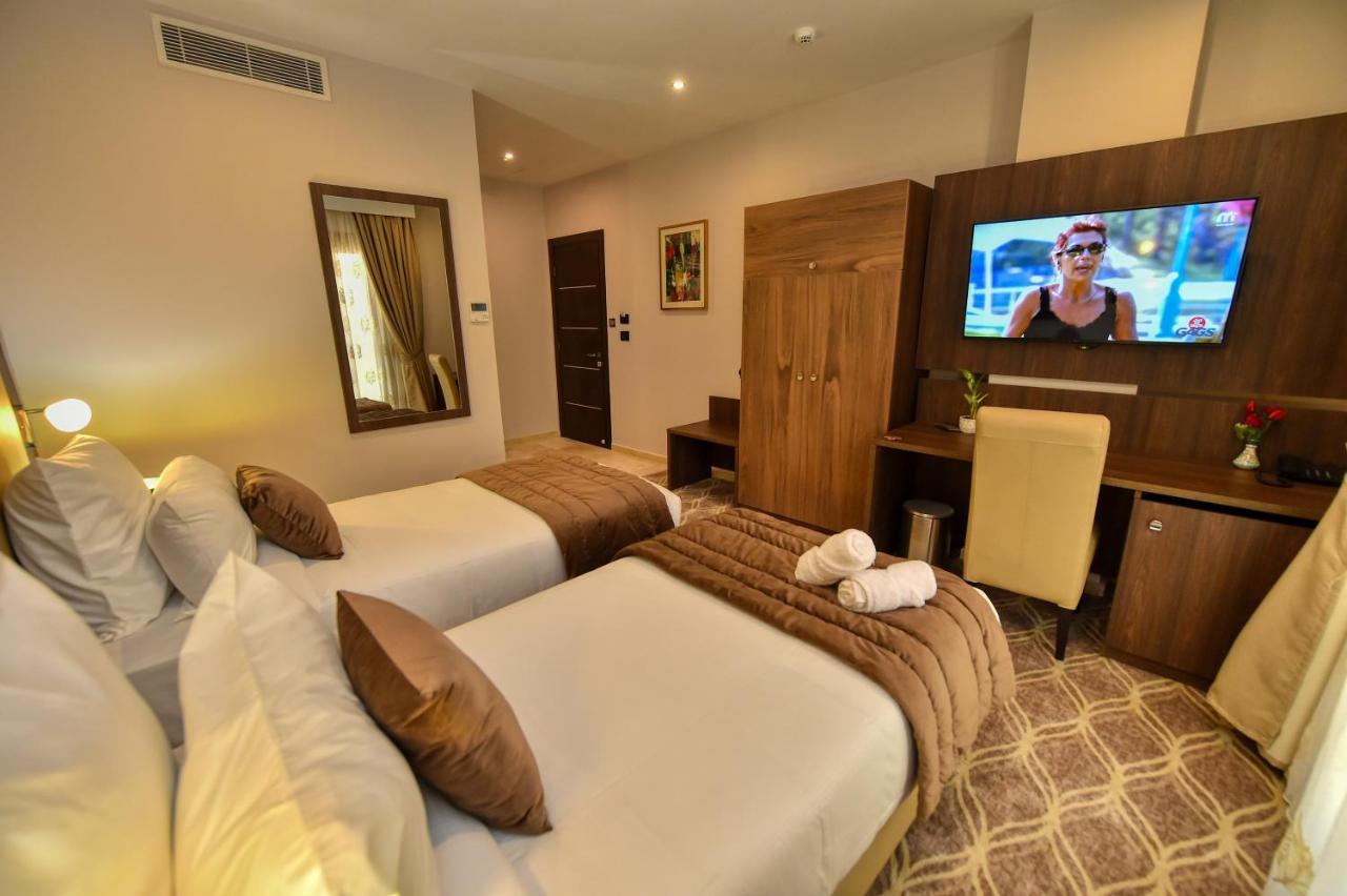 Mf Hotel Oran Bir El Djir Kültér fotó