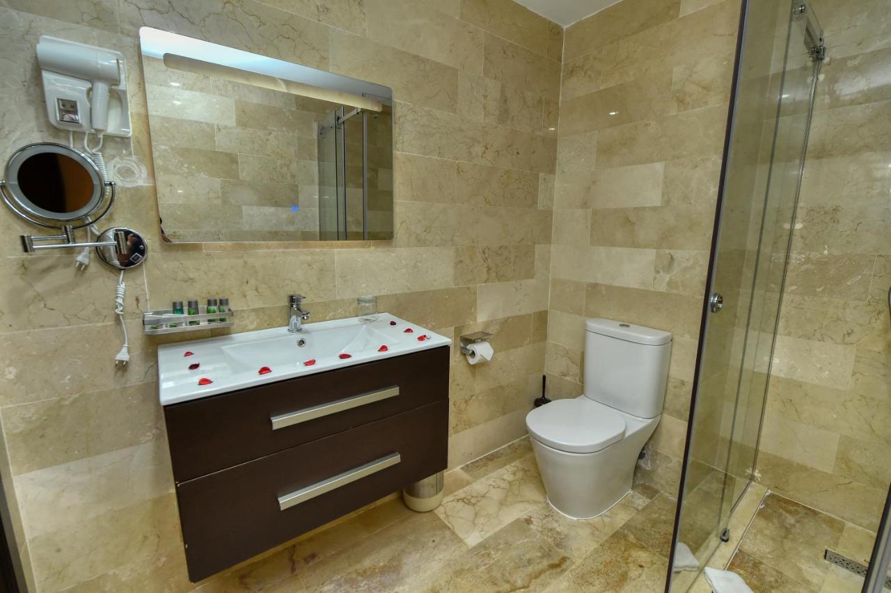 Mf Hotel Oran Bir El Djir Kültér fotó