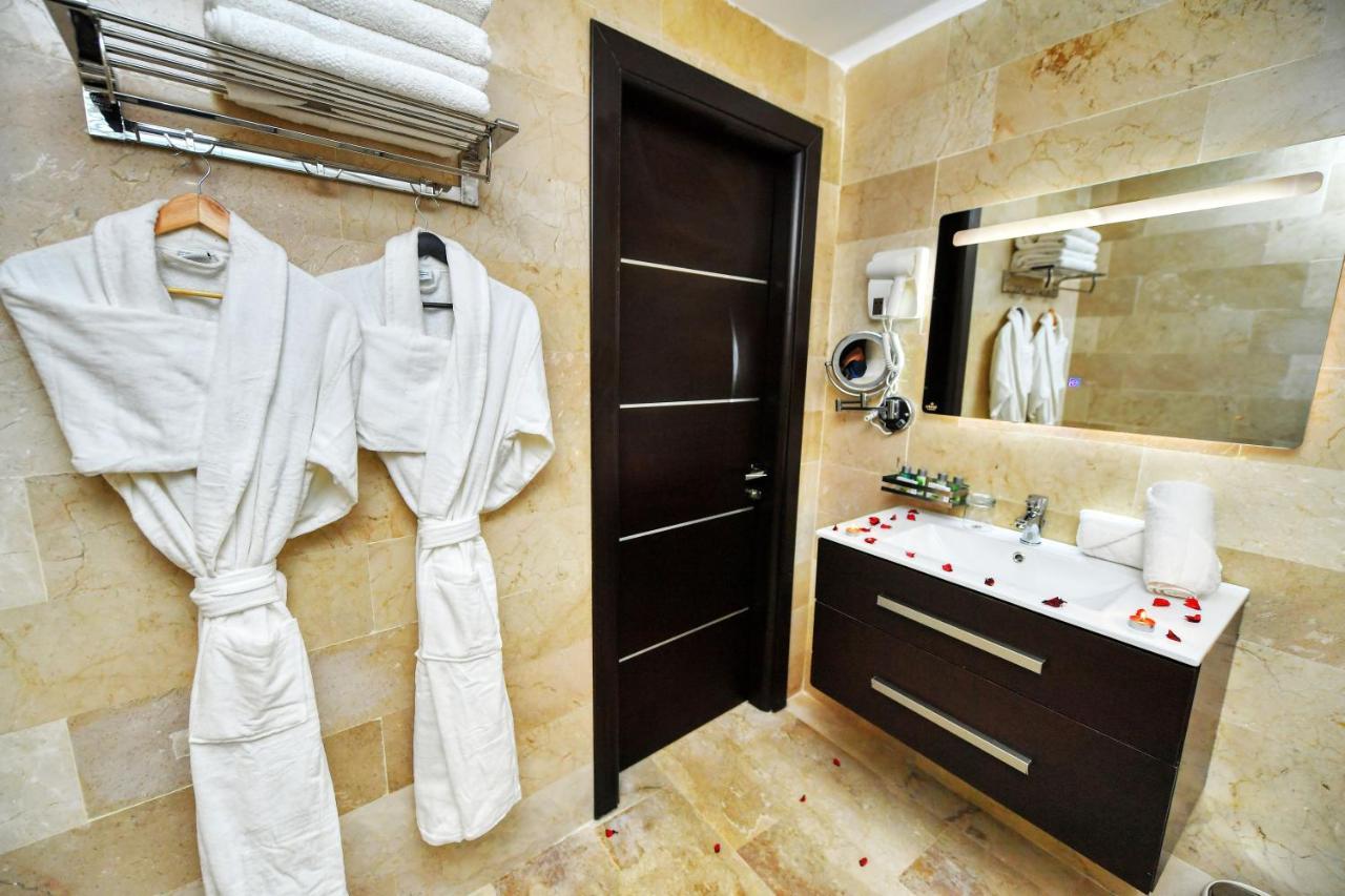 Mf Hotel Oran Bir El Djir Kültér fotó